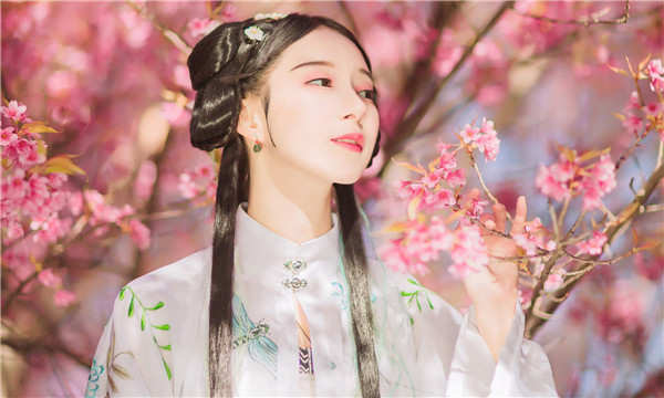 雨山供卵试管婴儿：助您实现家庭梦想的科学方案